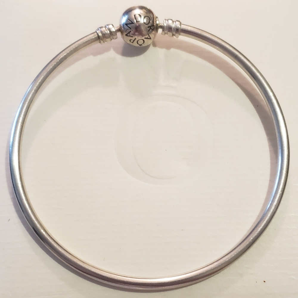 Authentic Pandora Bangle